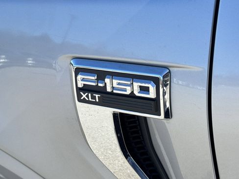 Used 2022 Ford F150 XLT w/ Equipment Group 301A Mid image 11