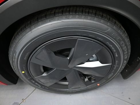 New 2026 Toyota Prius LE image 15