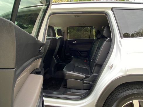 Used 2021 Volkswagen Atlas SE AWD/4WD image 45