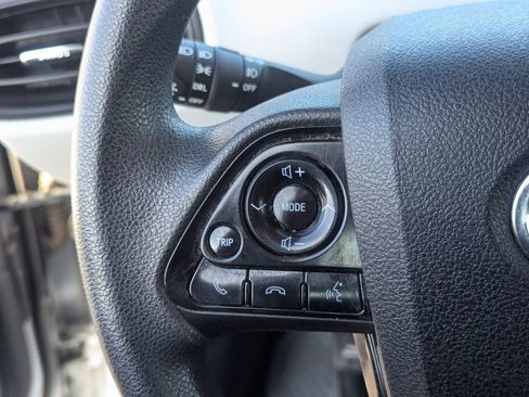 Used 2020 Toyota Prius AWD image 20