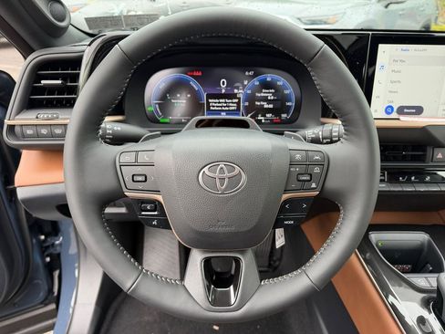 New 2026 Toyota Crown Signia AWD/4WD image 15