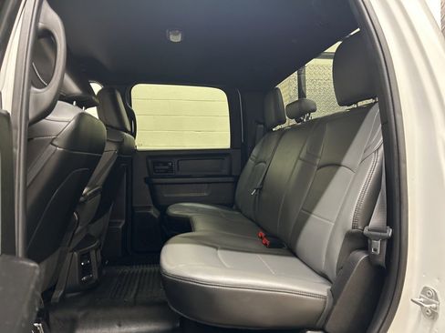 Used 2022 RAM 3500 Tradesman w/ Chrome Appearance Group image 8