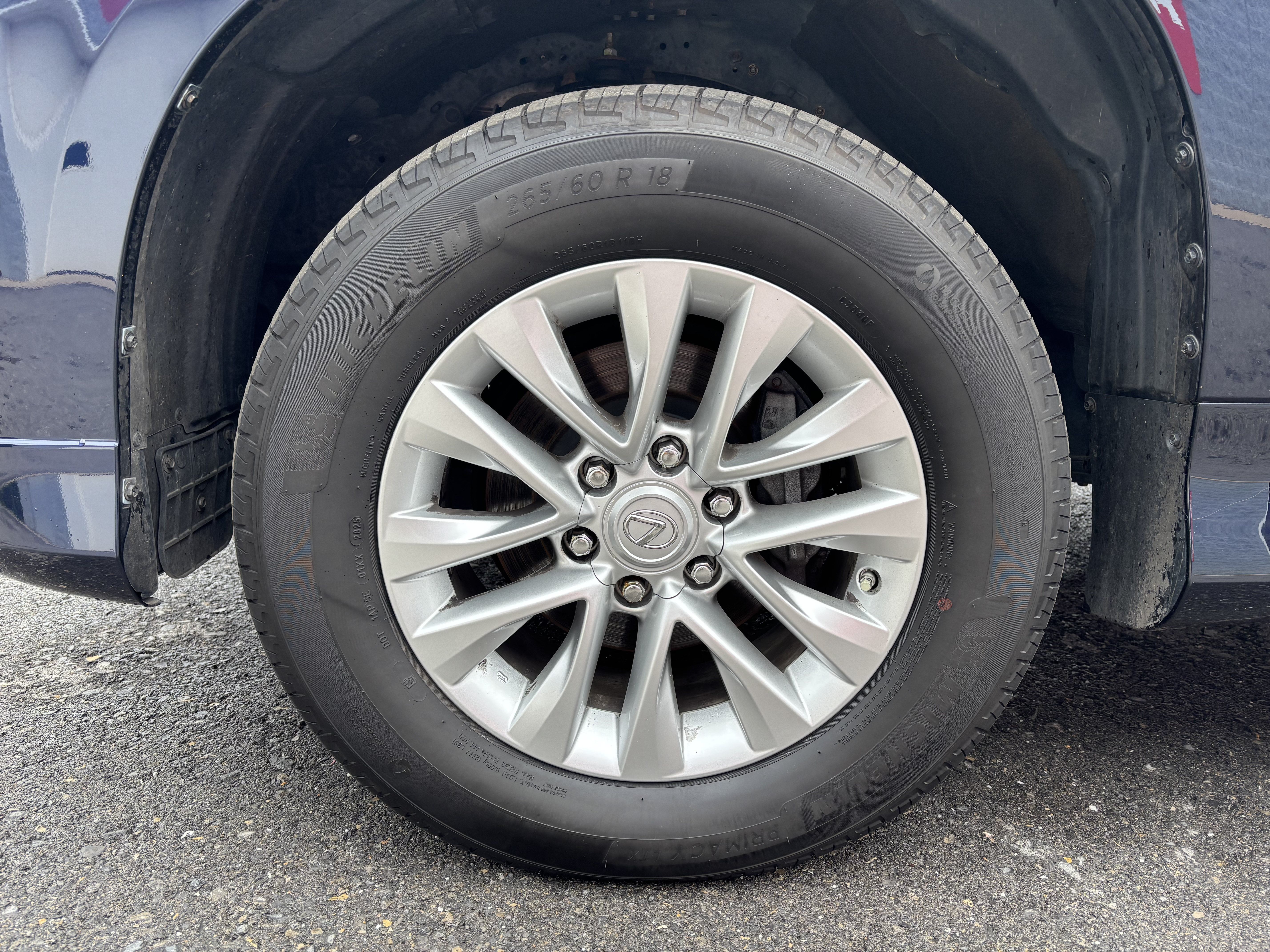 Used 2018 Lexus GX 460 Premium w/ Premium Package AWD/4WD image 11