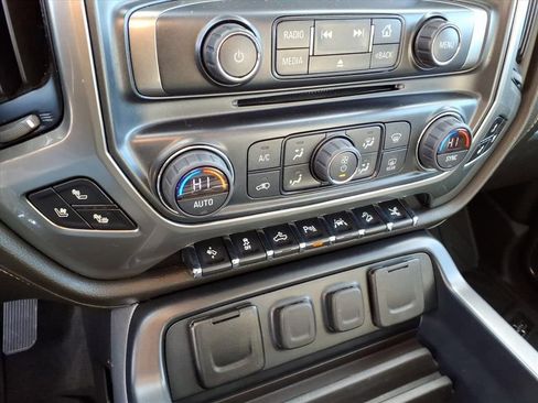 Used 2018 Chevrolet Silverado 1500 LTZ Z71 w/ Centennial Edition image 24