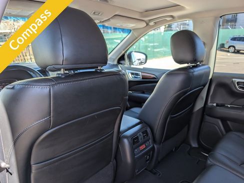 Used 2015 Nissan Pathfinder SL w/ SL Premium Package image 14