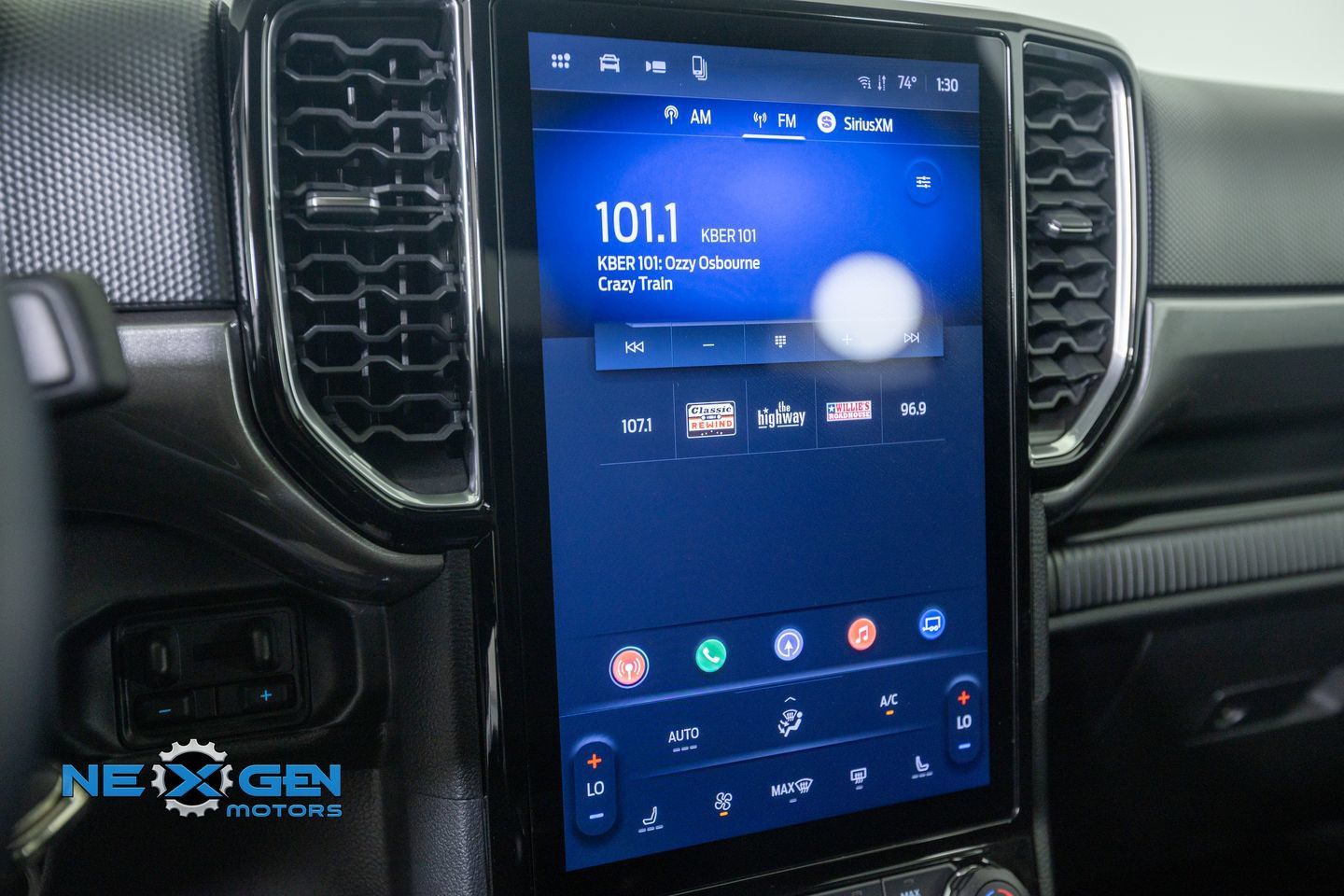 Used 2024 Ford Ranger XLT w/ FX4 Off-Road Package AWD/4WD image 19