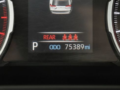 Used 2022 Toyota RAV4 XLE Premium FWD image 29