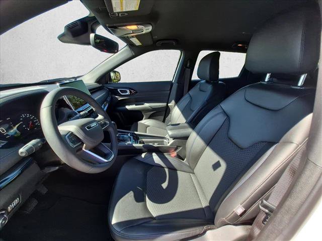 Used 2026 Jeep Compass Latitude AWD/4WD image 15