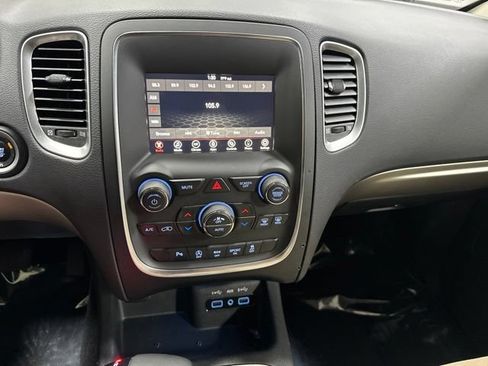 Used 2019 Dodge Durango SXT AWD/4WD image 17
