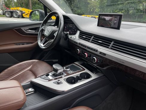 Used 2019 Audi Q7 2.0T Premium Plus w/ Premium Plus Package AWD/4WD image 30