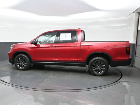 Used 2023 Honda Ridgeline Sport image 3