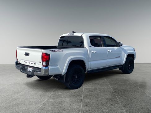 Used 2020 Toyota Tacoma SR5 image 5