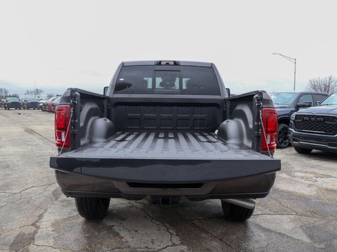 New 2026 RAM 2500 Limited AWD/4WD image 17