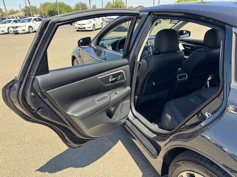 Used 2016 Nissan Altima 2.5 SL FWD image 18