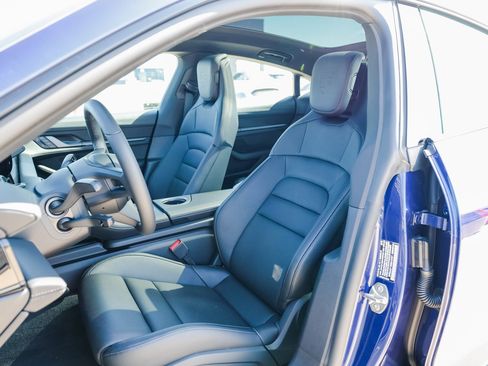 New 2025 Porsche Taycan image 5