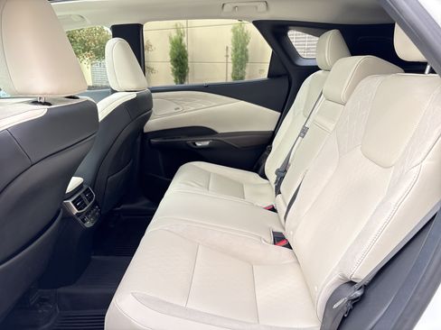 Used 2024 Lexus RX 350 AWD image 31