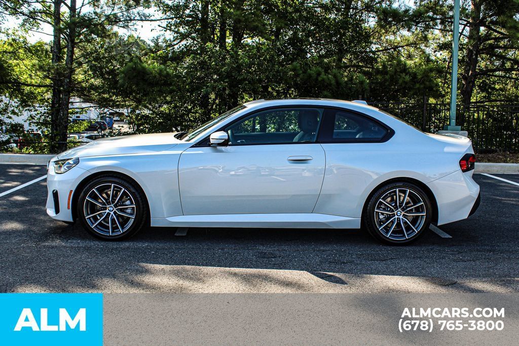 Used 2026 BMW 230i Coupe RWD image 5