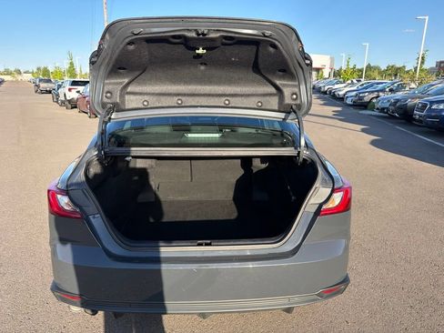 Used 2025 Toyota Camry SE FWD image 14