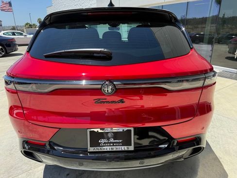 New 2026 Alfa Romeo Tonale w/ Active Assist Package AWD/4WD image 8