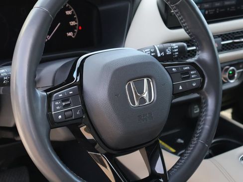 Certified 2023 Honda HR-V EX-L image 17