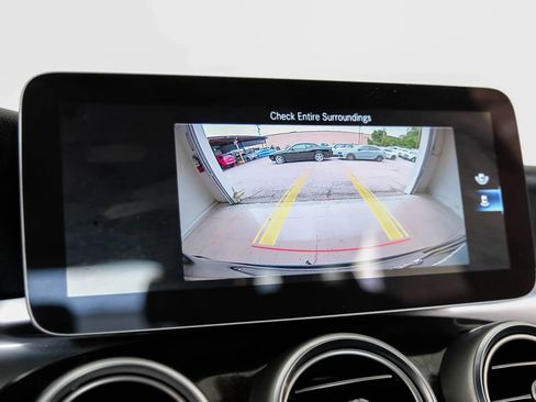 Used 2020 Mercedes-Benz GLC 300 4MATIC image 20
