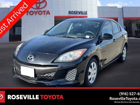 Used 2013 MAZDA MAZDA3 i SV FWD image 1
