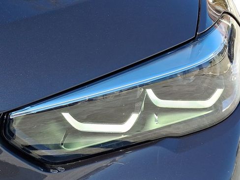 Used 2021 BMW X5 M50i w/ Premium Package image 10