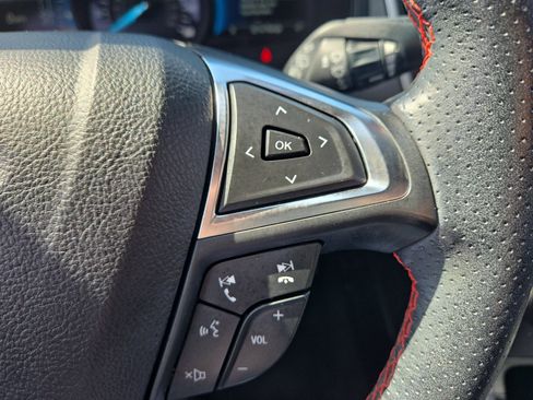 Certified 2022 Ford Edge ST-Line AWD/4WD image 15