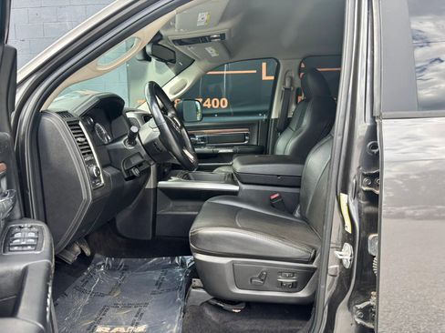 Used 2018 RAM 2500 Laramie w/ Sport Appearance Group AWD/4WD image 17