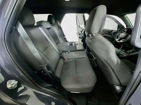 Used 2025 Toyota 4Runner SR5 RWD image 12