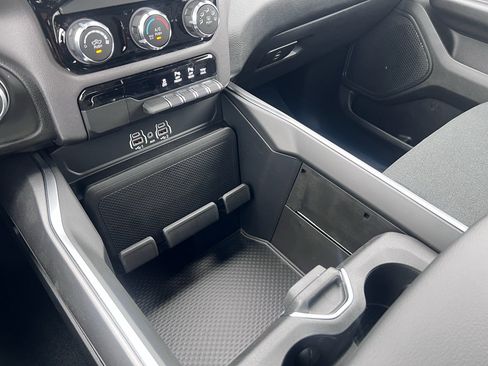 New 2026 RAM 1500 Express image 25