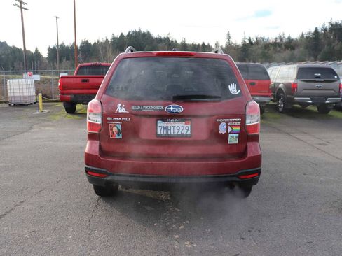 Used 2015 Subaru Forester 2.5i Premium w/ All-Weather Package image 6