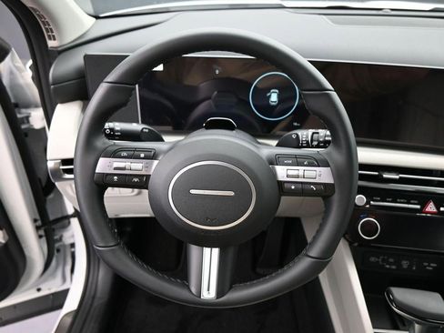 New 2025 Hyundai Tucson SEL image 10