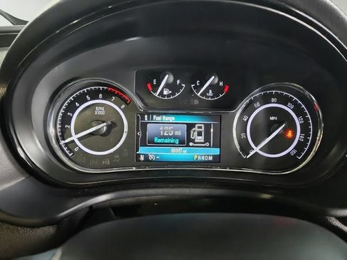 Used 2016 Buick Regal FWD image 12