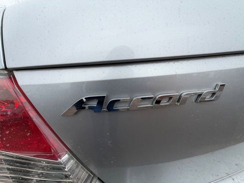 Used 2010 Honda Accord LX-P image 29