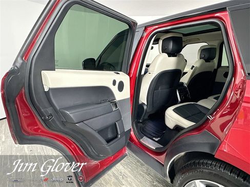 Used 2019 Land Rover Range Rover Sport HSE Dynamic image 13