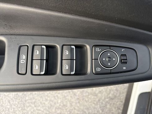 Used 2023 Hyundai Santa Fe SEL w/ Premium Package image 15