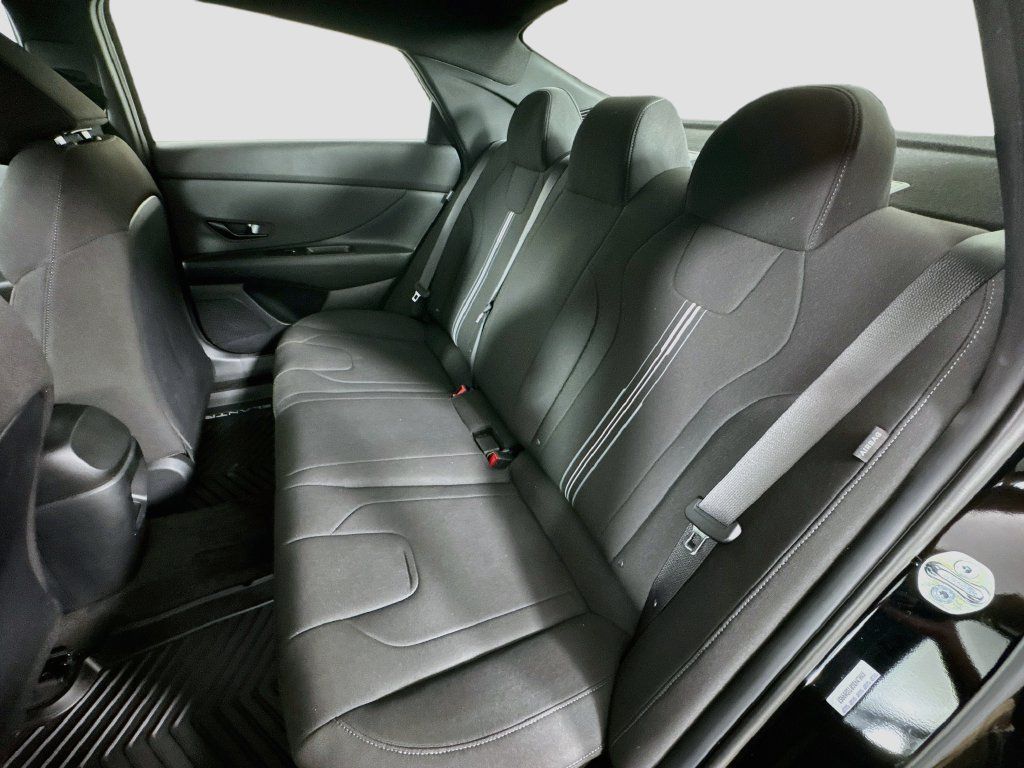 Certified 2026 Hyundai Elantra Sport FWD image 23