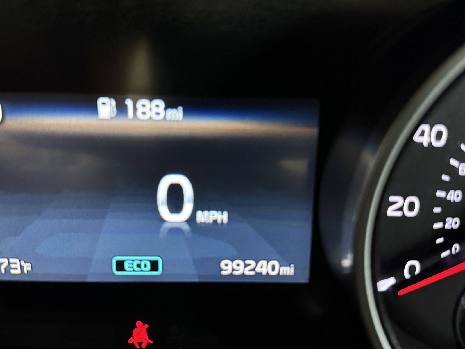 Used 2023 Kia Carnival LX FWD image 9