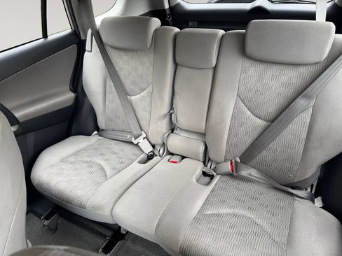 Used 2011 Toyota RAV4 4WD w/ Base L4 Extra Value Pkg image 13