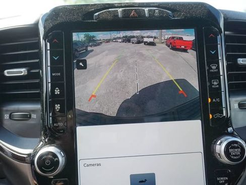 Used 2024 RAM 2500 Rebel AWD/4WD image 15