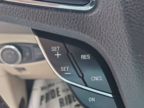 Used 2017 Lincoln MKC Select w/ Select Plus Package AWD/4WD image 24