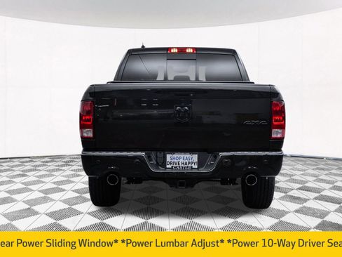 Used 2018 RAM 1500 Big Horn image 12