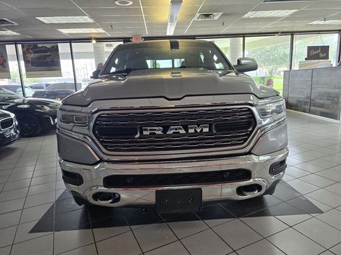 Used 2019 RAM 1500 Limited AWD/4WD image 2
