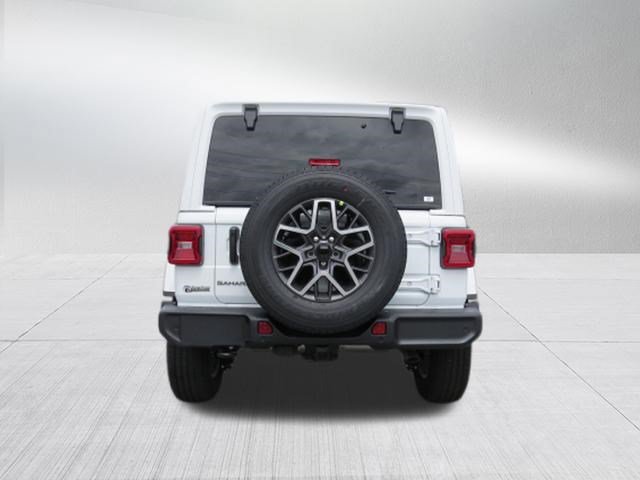 New 2026 Jeep Wrangler Unlimited Sahara AWD/4WD image 4