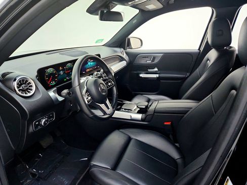 Certified 2023 Mercedes-Benz EQB 300 4MATIC image 11