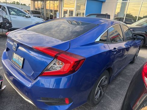 Used 2019 Honda Civic LX image 8
