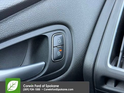 Used 2017 Ford Focus ST FWD image 18
