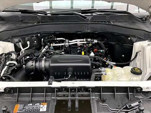 Used 2021 Ford Explorer XLT image 10