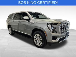 Used 2025 GMC Yukon XL Denali AWD/4WD video 1